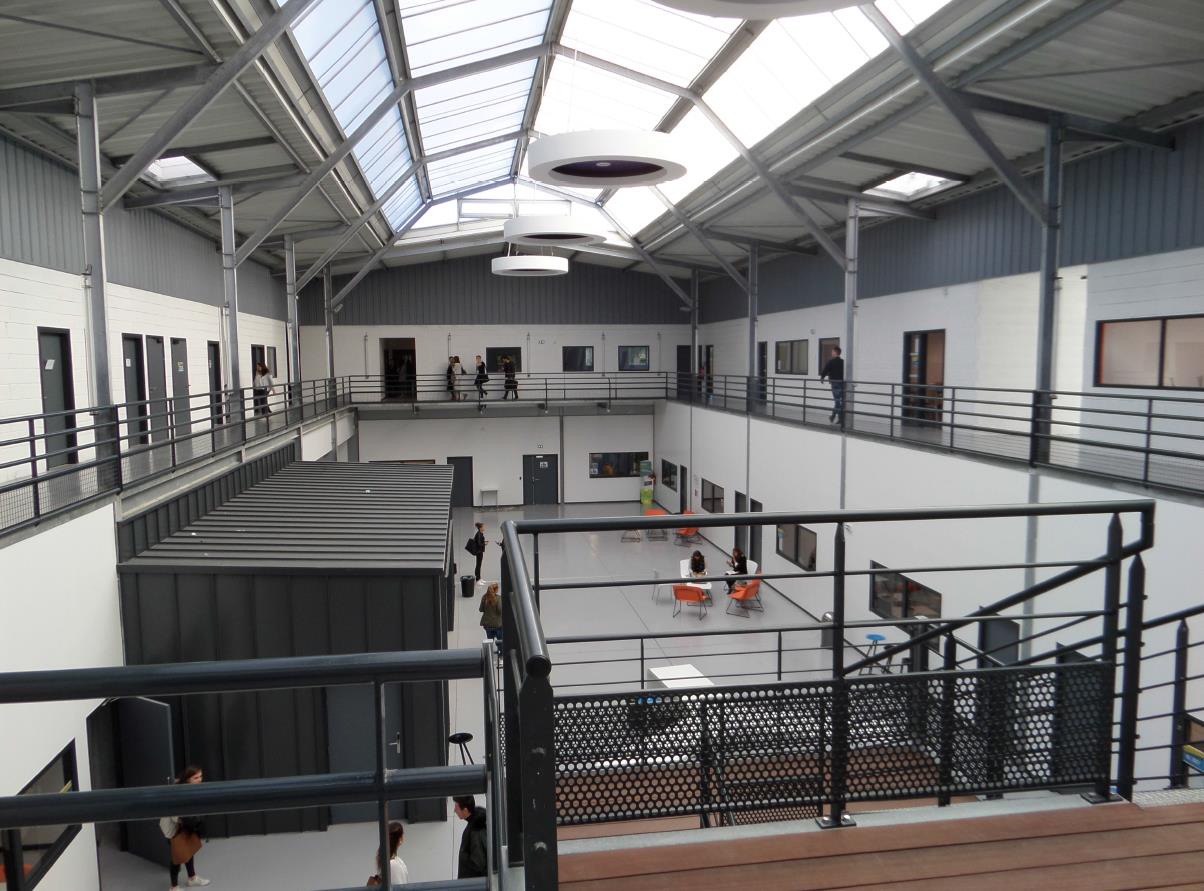 Photo de l'intérieur de l'IFSO de Landerneau